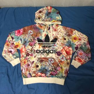 アディダス 花柄 パーカー メンズ の通販 40点 Adidasのメンズを買うならラクマ