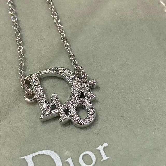 dior ネックレス