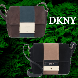 ダナキャランニューヨーク(DKNY)の★SALE☆【DKNY】アダム スエード フラップ クロスボディ バッグ(ショルダーバッグ)