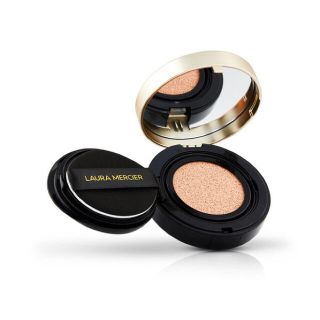 ローラメルシエ(laura mercier)のローラメルシエ　フローレスルミエールラディアンスパーフェクティングクッション(ファンデーション)