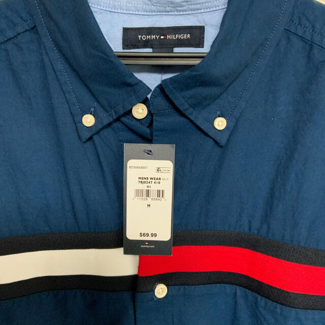 TOMMY HILFIGER(トミーヒルフィガー)の【新品・Mサイズ】TOMMY HILFIGER シャツ ネイビー メンズのトップス(シャツ)の商品写真