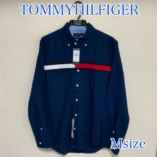 トミーヒルフィガー(TOMMY HILFIGER)の【新品・Mサイズ】TOMMY HILFIGER シャツ ネイビー(シャツ)