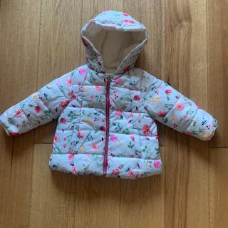 ザラキッズ(ZARA KIDS)のZARA Baby Girls 花柄　リバーシブル ダウンジャケット　92(ジャケット/上着)