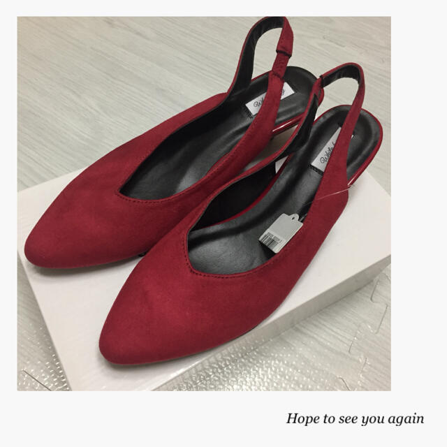 特価 新品 ボルドー レッド パンプス バックストラップ セレブポインテッドトゥ レディースの靴/シューズ(ハイヒール/パンプス)の商品写真