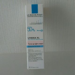 ラロッシュポゼ(LA ROCHE-POSAY)の新品　ラロッシュポゼ　トーンアップライト(化粧下地)