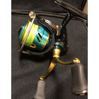 ダイワ(DAIWA)の17エメラルダスMX2508PE（フルベアリングcustom）(リール)