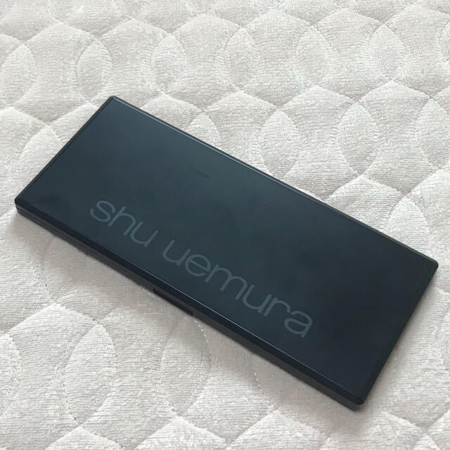 shu uemura(シュウウエムラ)のシュウウエムラ　シュウ パレット / ブラッシングベージュ コスメ/美容のベースメイク/化粧品(アイシャドウ)の商品写真