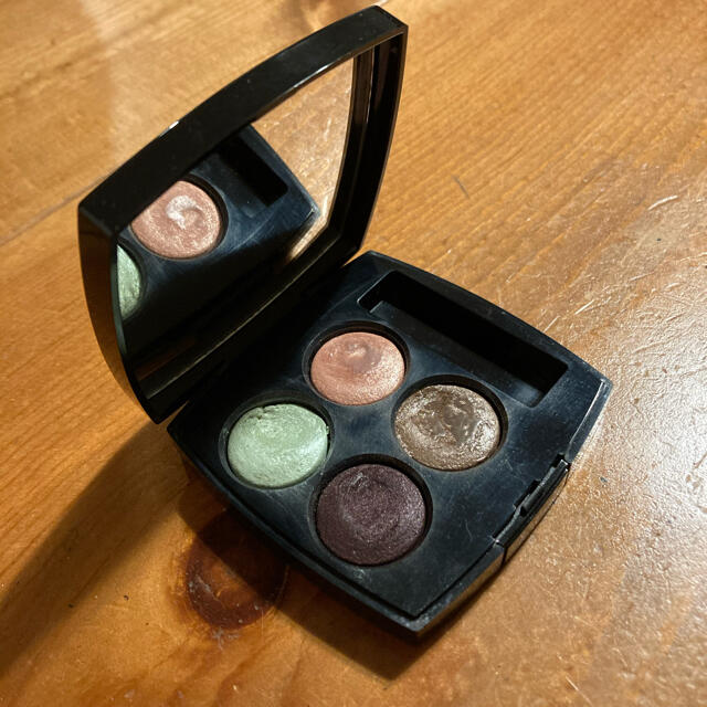 CHANEL - シャネル レ キャトル オンブル 302プルミエール エクロジオン アイシャドーの通販 by よし's shop|シャネルならラクマ CHANEL - シャネル レ キャトル オンブル 302プルミエール エクロジオン アイシャドーの通販 by よし's shop|シャネルならラクマ