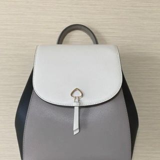 ケイトスペードニューヨーク(kate spade new york)の【週末お値下げ】kate spadeバイカラーリュック(リュック/バックパック)