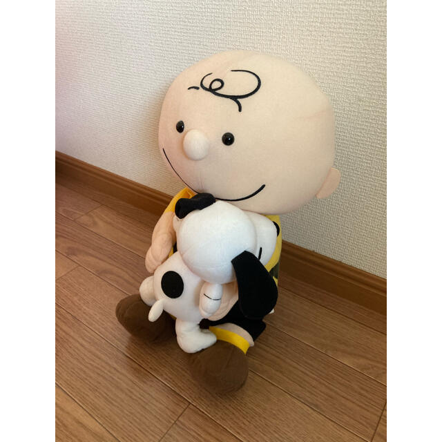 PEANUTS(ピーナッツ)のチャーリーブラウンのぬいぐるみ エンタメ/ホビーのおもちゃ/ぬいぐるみ(ぬいぐるみ)の商品写真