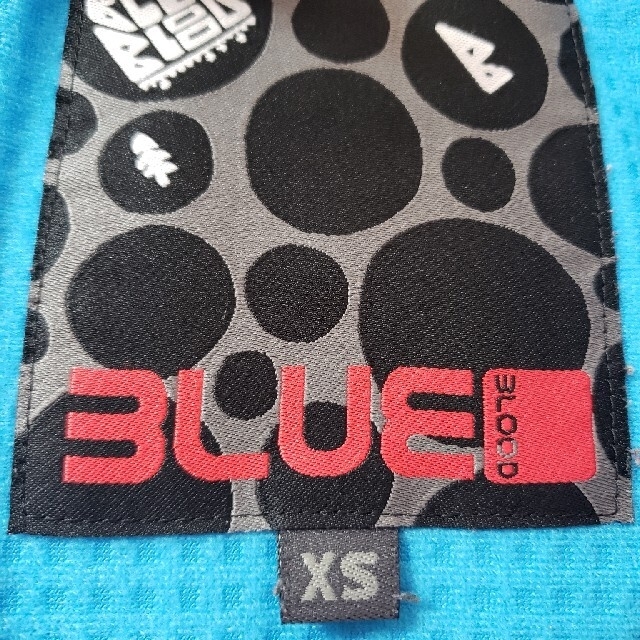 最終値下　BLUE BLOOD スノーボードウェア　XS レディース スポーツ/アウトドアのスノーボード(ウエア/装備)の商品写真