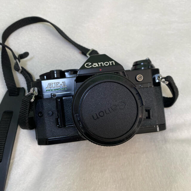 Canon(キヤノン)のcanon AE-1 フィルムカメラ スマホ/家電/カメラのカメラ(フィルムカメラ)の商品写真