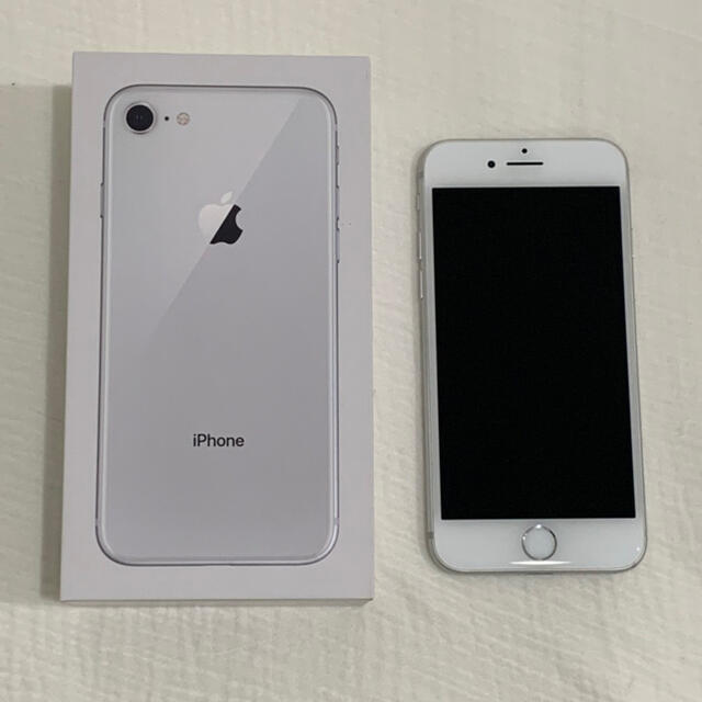 スマートフォン本体iPhone8 64G ホワイトシルバー状態良好