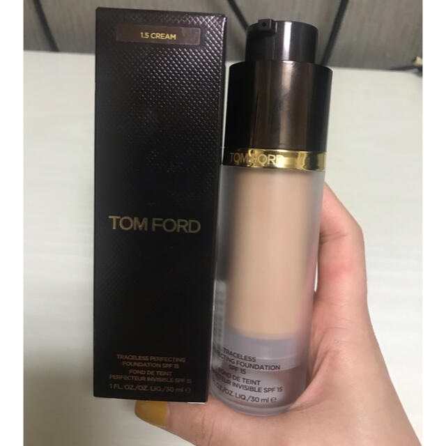 TOM FORD(トムフォード)のトムフォードビューティ トレースレスパーフェクティングファンデーション クリーム コスメ/美容のベースメイク/化粧品(ファンデーション)の商品写真