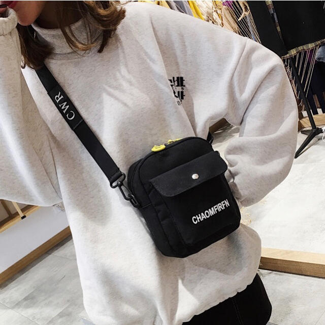 ◉新品未使用 レディース メンズ ショルダーバッグ 黒 韓国 ライブ