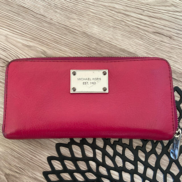 Michael Kors(マイケルコース)のMICHAEL KORS❤︎長財布 レディースのファッション小物(財布)の商品写真