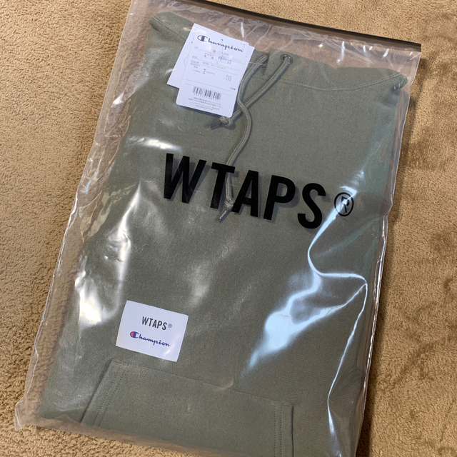 W)taps(ダブルタップス)のwtaps champion チャンピオン　パーカー　オリーブカーキ　 メンズのトップス(パーカー)の商品写真