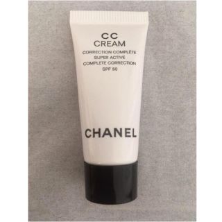 シャネル(CHANEL)の新品未使用　シャネル CHANEL CCクリーム　#10 ベージュ 5ml 1本(CCクリーム)