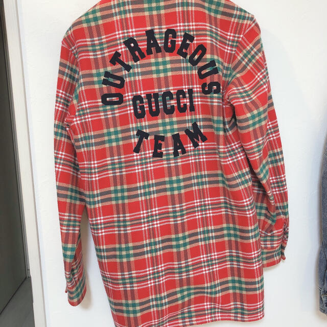 Gucci(グッチ)のgucci 子供服　シャツ　12歳 キッズ/ベビー/マタニティのキッズ服女の子用(90cm~)(Tシャツ/カットソー)の商品写真