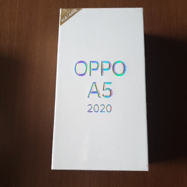 OPPO(オッポ)の未使用OPPO A5 2020 グリーン　SIMフリー スマホ/家電/カメラのスマートフォン/携帯電話(スマートフォン本体)の商品写真
