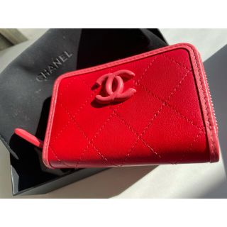 シャネル(CHANEL)のCHANEL ミニ財布　カードケース　赤(財布)