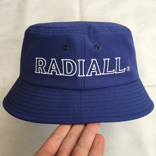 RADIALL(ラディアル)の定価7480円！RADIALL ラディアル 完売 バケットハット 紺 L メンズの帽子(ハット)の商品写真