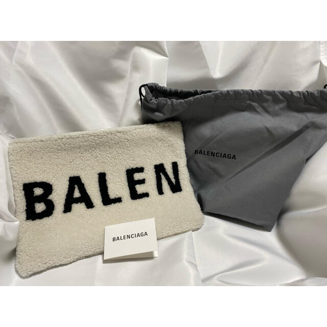 新品！【BALENCIAGA】バレンシアガ　クラッチバック