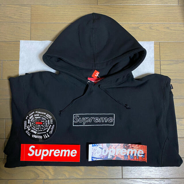 しました】 Supreme - 21SS Supreme KAWS Chalk Logo Hooded Mの します