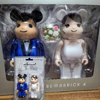 メディコムトイ(MEDICOM TOY)のBE@RBRICK グリーティング結婚 4 PLUS 100％＆400%(その他)
