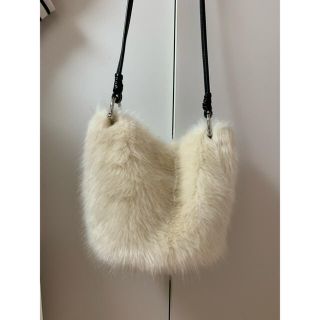 ザラ(ZARA)のZARA ファーバッグ(ショルダーバッグ)