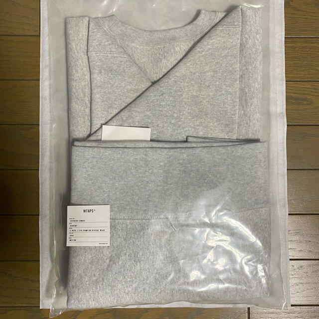 W)taps(ダブルタップス)のWTAPS ACADEMY CREW NECK CHAMPION M メンズのトップス(スウェット)の商品写真