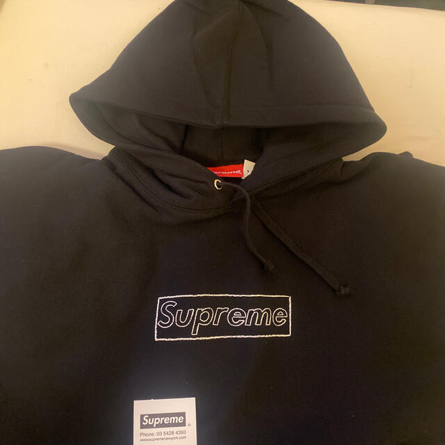 トップスsupreme KAWS Chalk Logo パーカー Lサイズ BLACK