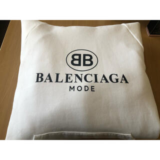 バレンシアガ(Balenciaga)の最終値下げ　BALENCIAGAパーカー　フーディー(パーカー)