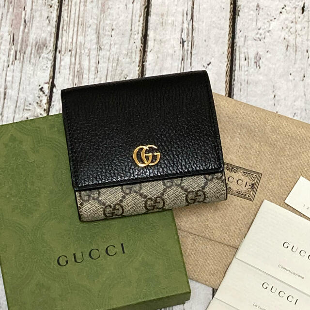 GUCCI　GGマーモント ミディアム ウォレット