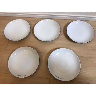 Dean Deluca Dean Deluca ケーキプレートセットの通販 By みぃ S Shop ディーンアンドデルーカならラクマ Dean Deluca Dean Deluca ケーキプレートセットの通販 By みぃ S Shop ディーンアンドデルーカならラクマ