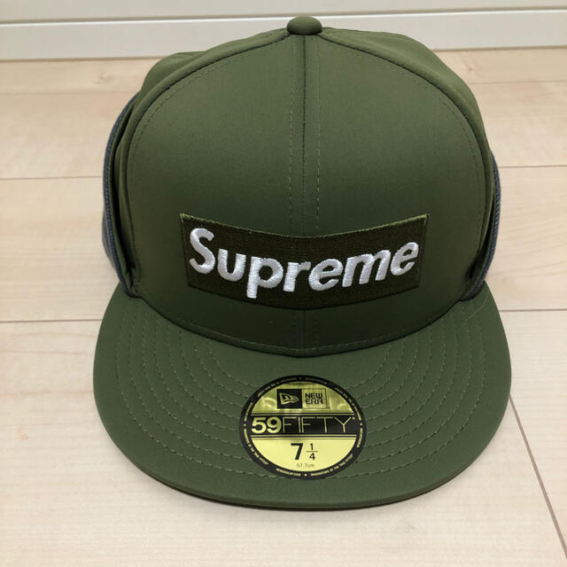 Supreme(シュプリーム)のWINDSTOPPER Earflap Box Logo New Era メンズの帽子(キャップ)の商品写真