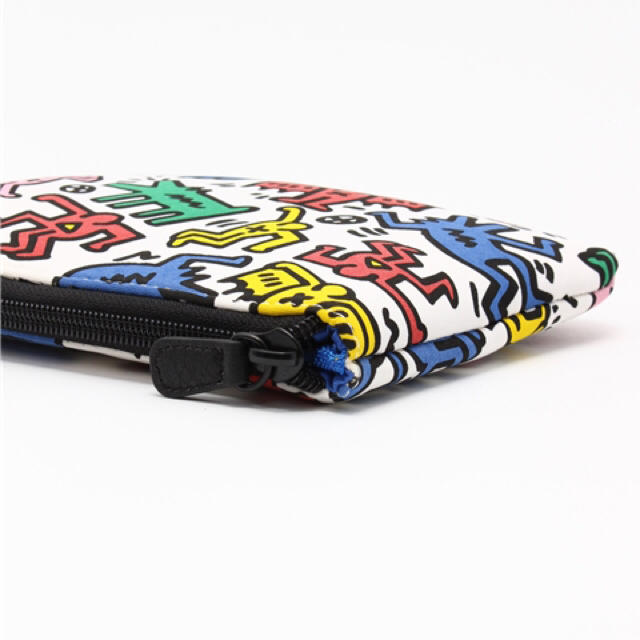 WEGO(ウィゴー)の Keith Haring♡ポーチ レディースのファッション小物(ポーチ)の商品写真