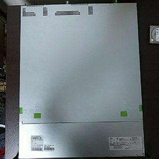 フジツウ(富士通)のラックサーバー PRIMERGY RX1330 M2 (2.5/450W電源)(デスクトップ型PC)