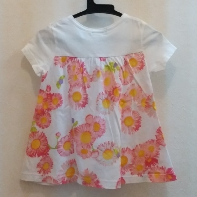 hakka kids(ハッカキッズ)のhakkakids 100cm 立体大花 Tｼｬﾂ キッズ/ベビー/マタニティのキッズ服女の子用(90cm~)(Tシャツ/カットソー)の商品写真