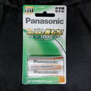 パナソニック(Panasonic)のエボルタ　充電電池　単３ｘ２本(バッテリー/充電器)