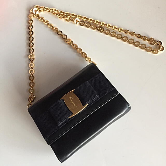 Salvatore Ferragamo - フェラガモ  チェーン ミニバッグ