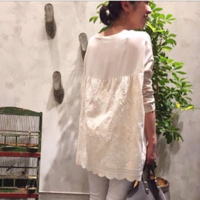 今期 新品 ビアズリー 28000円 後ろ刺繍ニット レディース トップス
