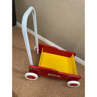 ブリオ(BRIO)の【まろ様専用】BRIO 手押し車　(箱あり)(手押し車/カタカタ)