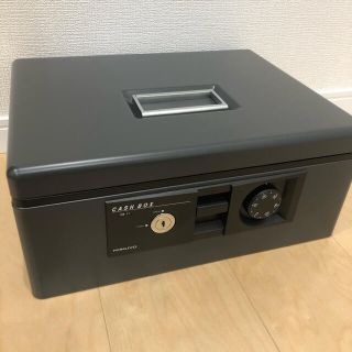 コクヨ(コクヨ)のコクヨ　手提げ金庫　CB-11DM（ダークグレー）(オフィス用品一般)