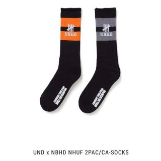 アンディフィーテッド(UNDEFEATED)のUND x NBHD NHUF 2PAC/CA-SOCKS(ソックス)