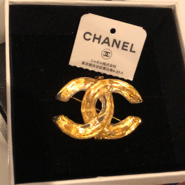 CHANEL(シャネル)の美品　CHANELシャネルヴィンテージブローチ　レア レディースのアクセサリー(ブローチ/コサージュ)の商品写真