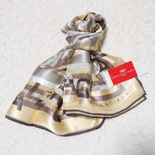 バレンシアガ(Balenciaga)の《未使用》BALENCIAGA  88㎝×88㎝ シルク100% スカーフ(バンダナ/スカーフ)