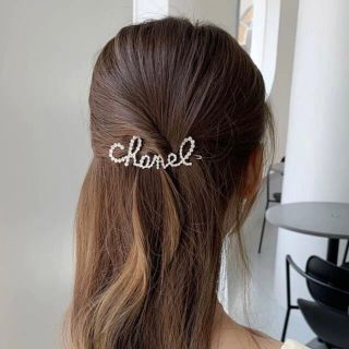 バレッタ ヘアクリップ 筆記体 ヘアピン ヘアアクセサリー ビジュー 韓国(バレッタ/ヘアクリップ)