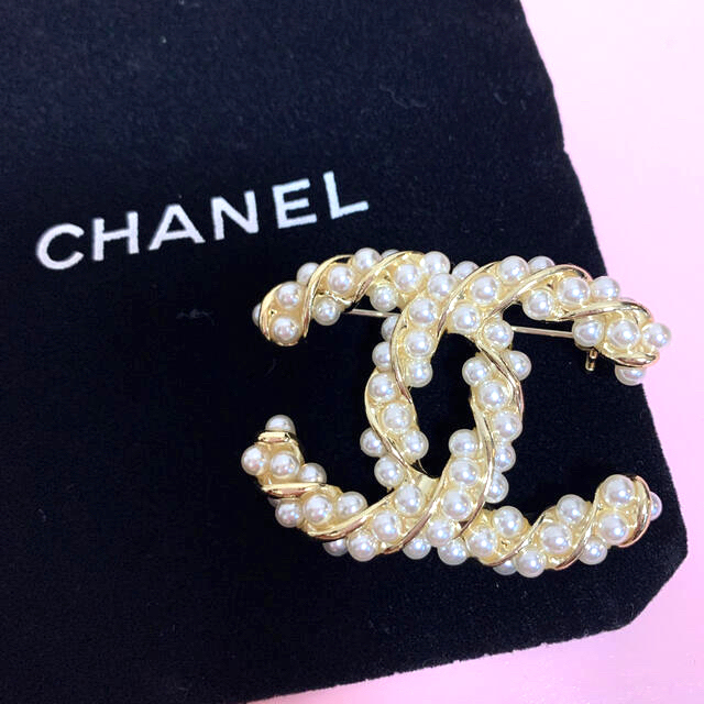 シャネル CHANEL ブローチ