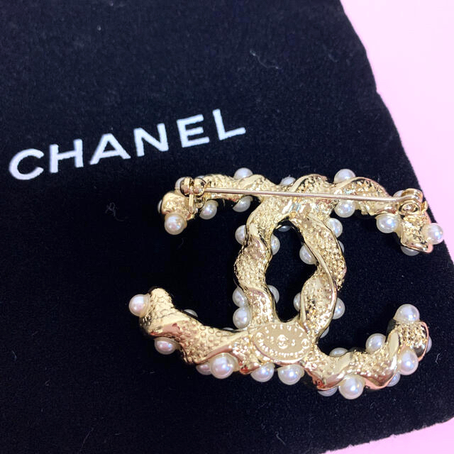 CHANEL(シャネル)のシャネル CHANEL ブローチ レディースのアクセサリー(ブローチ/コサージュ)の商品写真